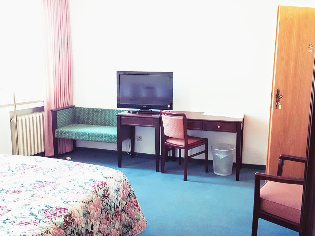 Hotel Koelner Hof Дормаґен Екстер'єр фото